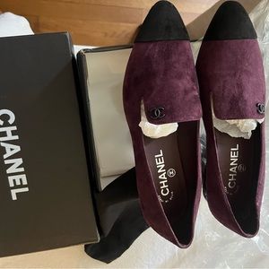 New in box chanel sz8.5 loafer gorgeous
